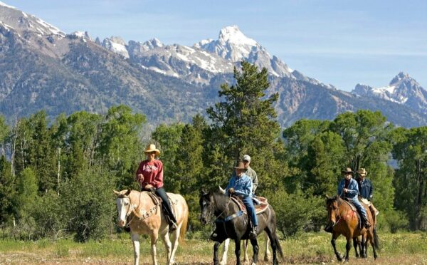Embrace the Old West: Why Dude Ranches Make for an Unforgettable Holiday Experience